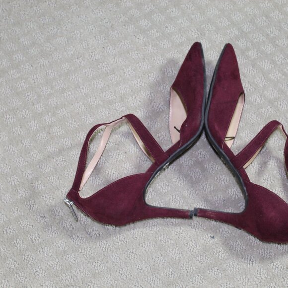 Unisa Women's Sz 10M Maroon Suede 3.5" Heels - Picture 4 of 6